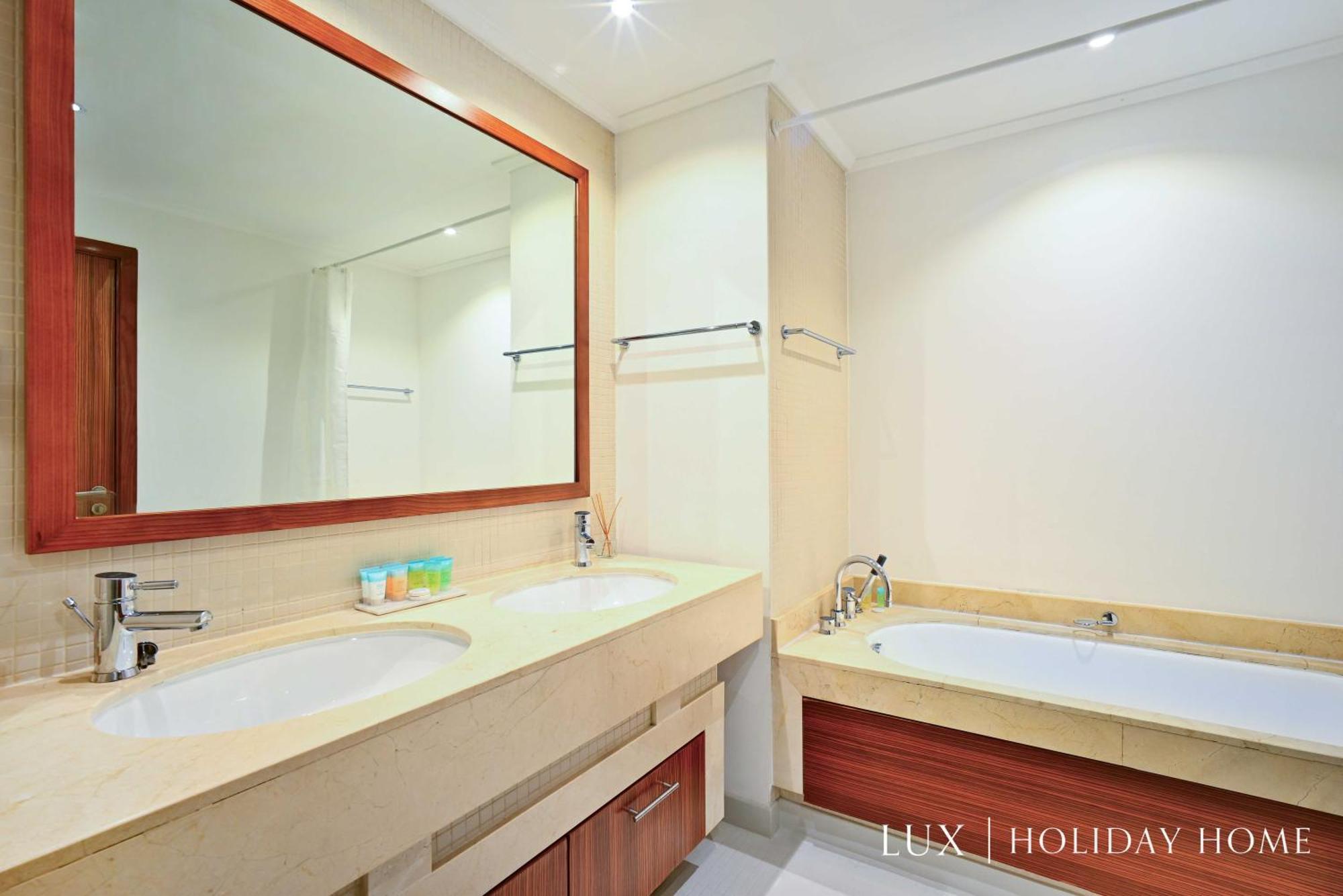Lux Marina Promenade 2 Bedroom Prime Location Apt Dubai