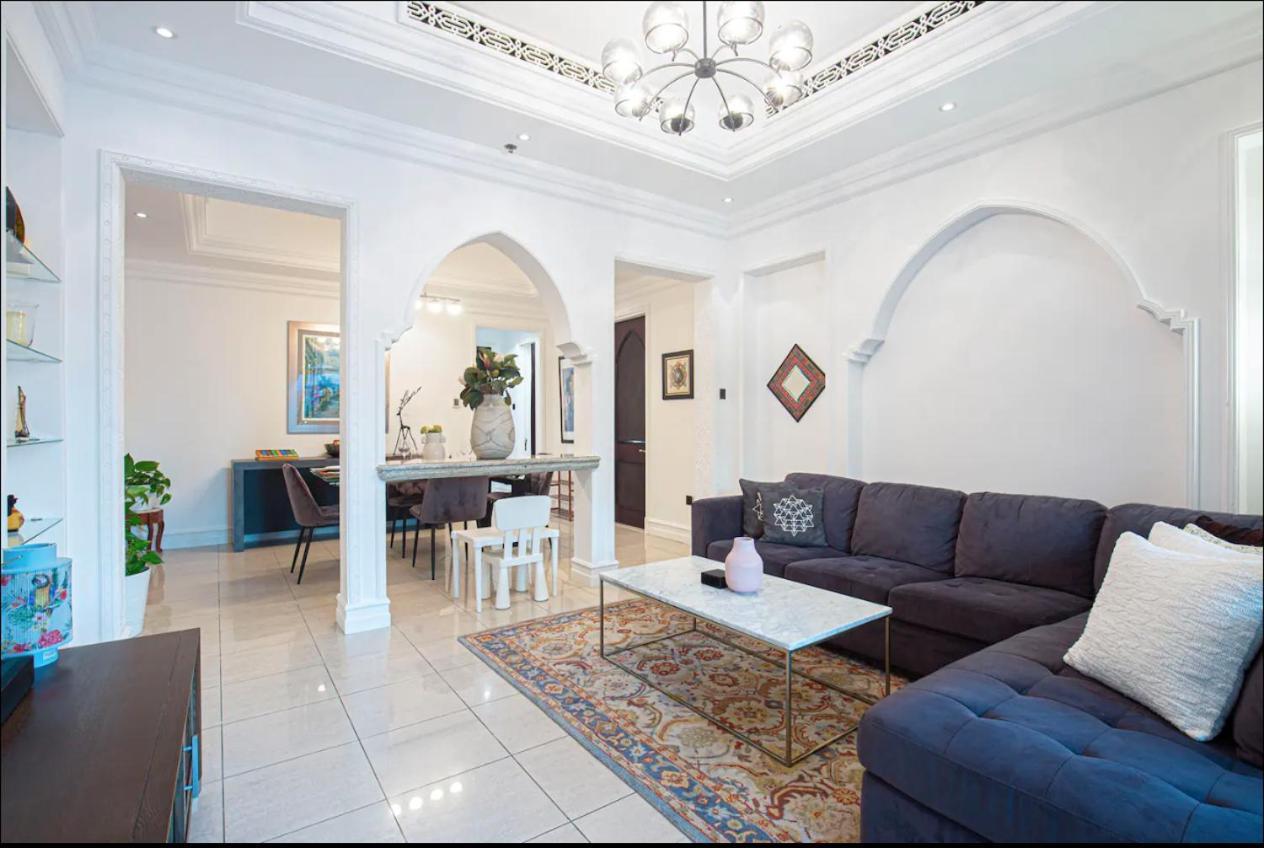 Daire Tranquil Oasis- 2bedroom, Connected To Mall Dubai