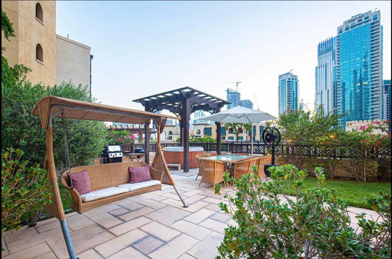 Tranquil Oasis- 2bedroom, Connected To Mall Daire Dubai