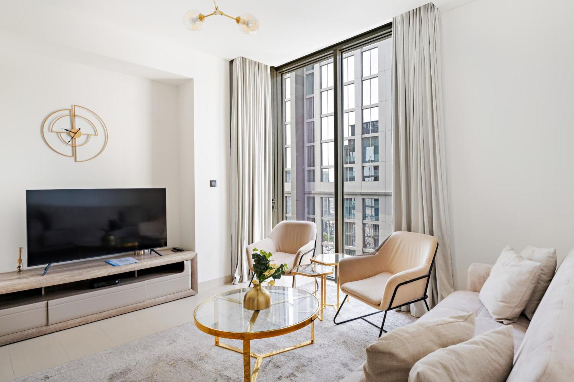 Beautiful 2 Bedroom Next To Business Bay - Sobha Creek Vista Apartment