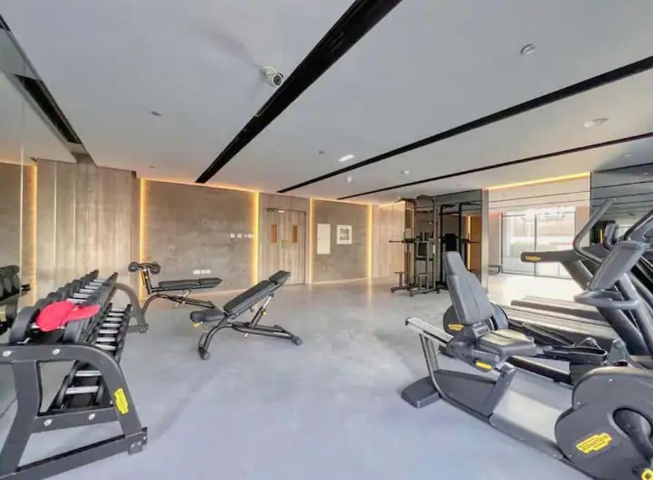 Apartment Stunning Pool View Studio In Jvc