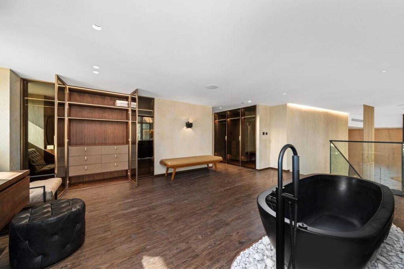 Offer! Luxury Duplex - 2 Bedroom - Marina Jbr Apartment *