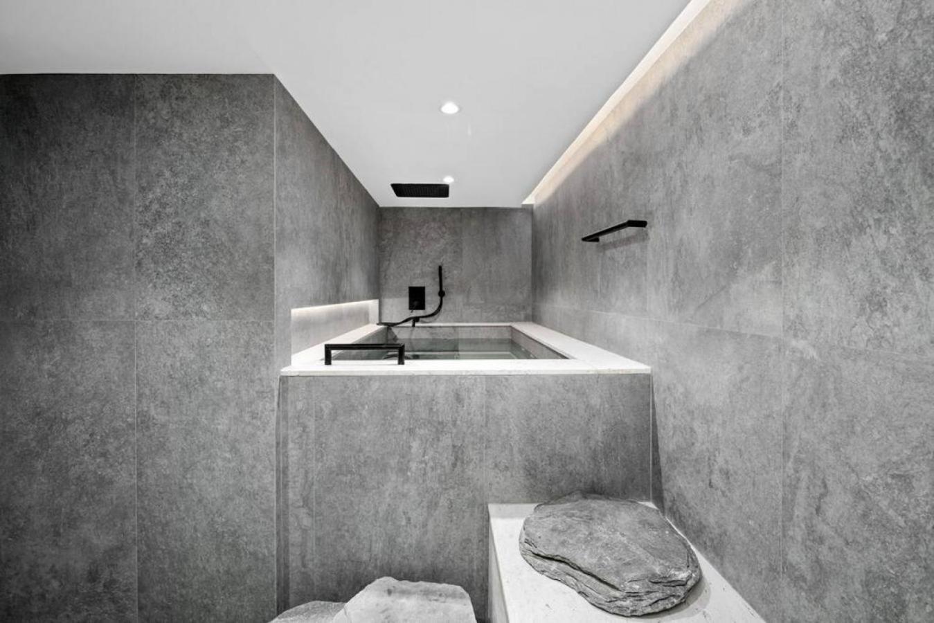 Offer! Luxury Duplex - 2 Bedroom - Marina Jbr * Dubai