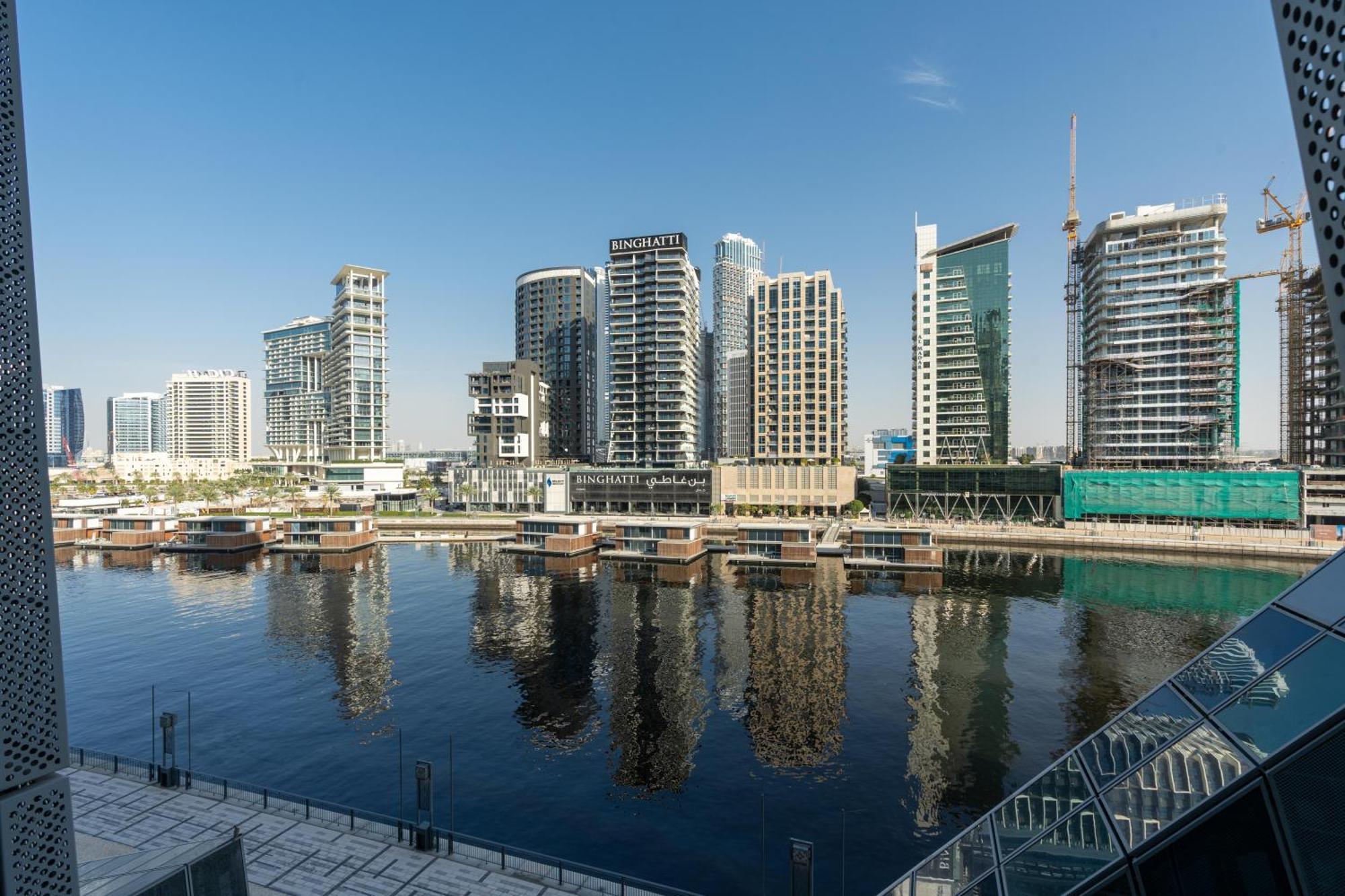 Apartment Vacay Lettings 1 Bed Business In J One Tower