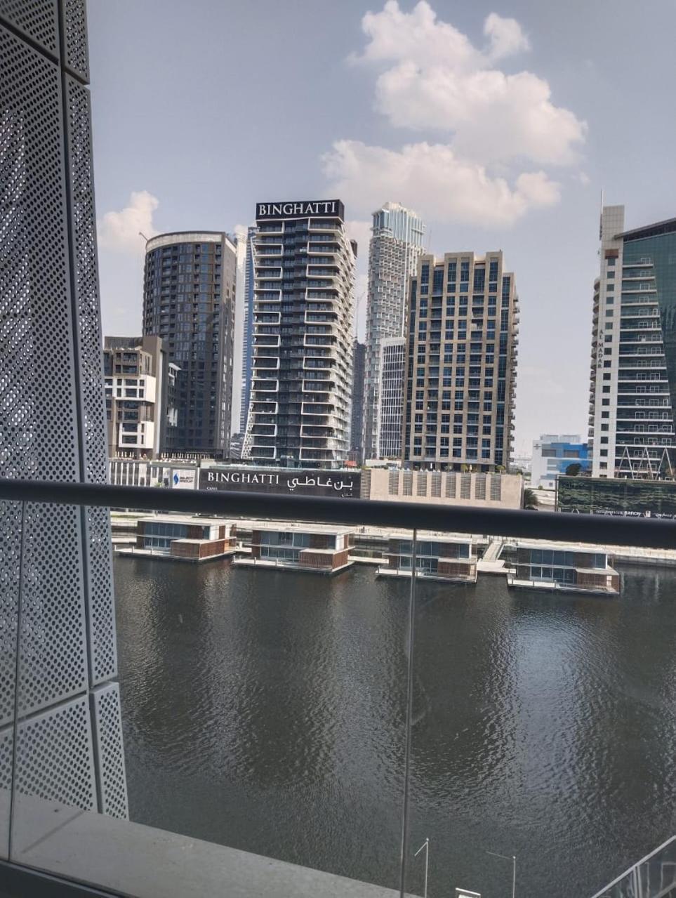 Vacay Lettings 1 Bed Business In J One Tower Apartment *