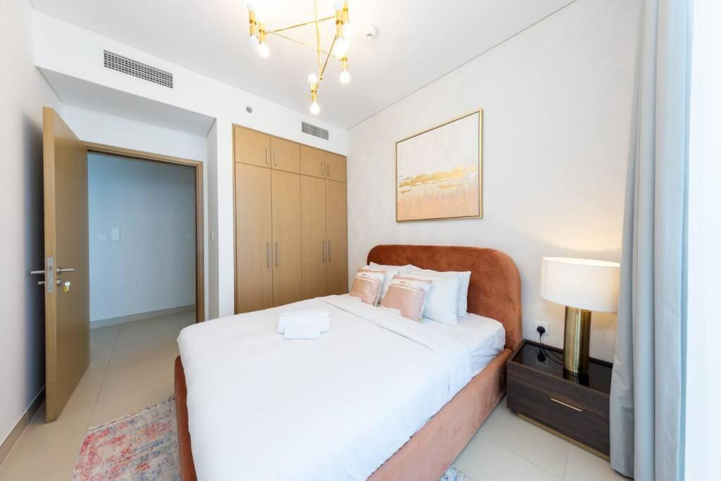 Breathtaking 2br W/sea Views * Dubai