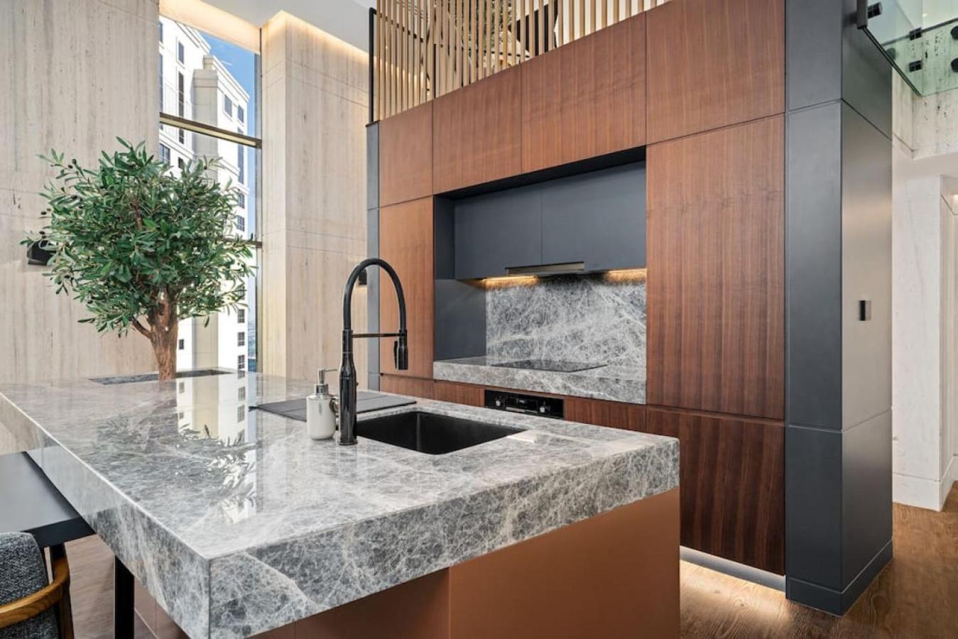 Offer! Luxury Duplex - 2 Bedroom - Marina Jbr Apartment Dubai