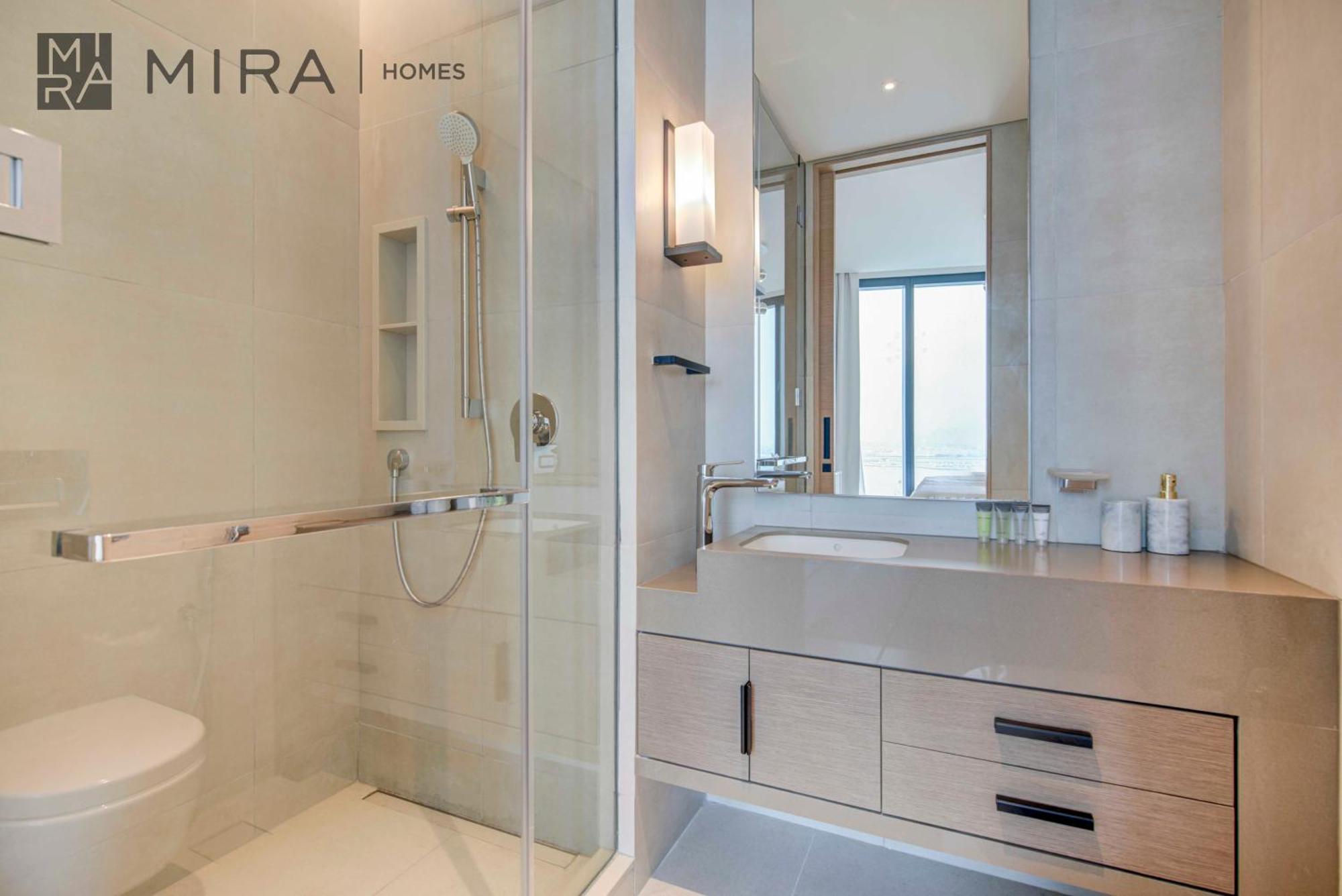Mira Homes -lovely 2 Bedroom With View Apartment