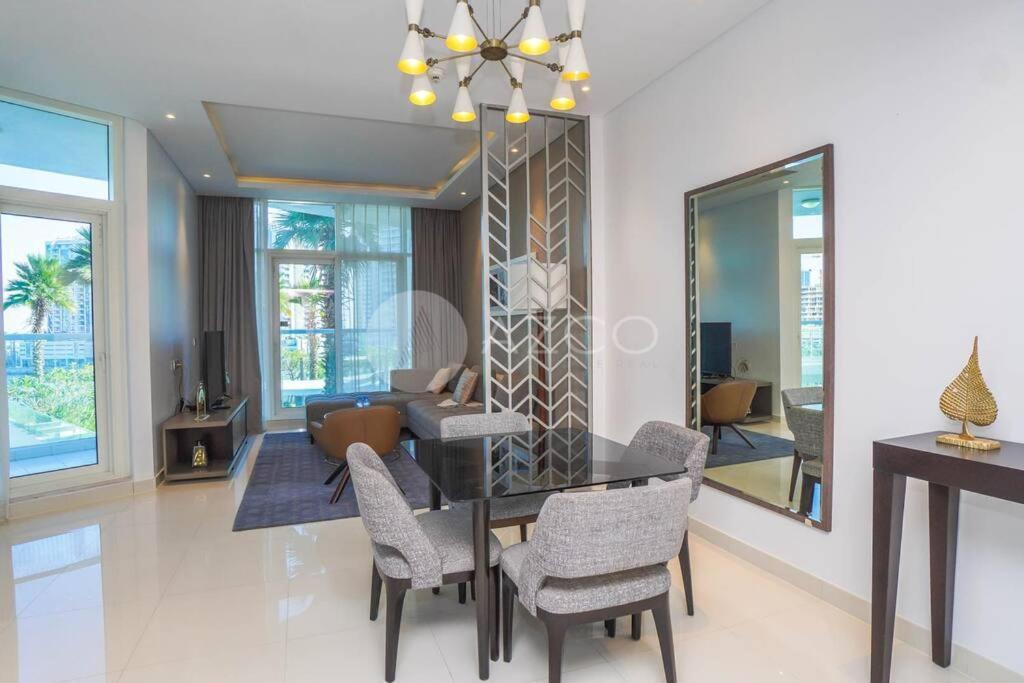 Apartment Deluxe One Br In Damac Maison Prive