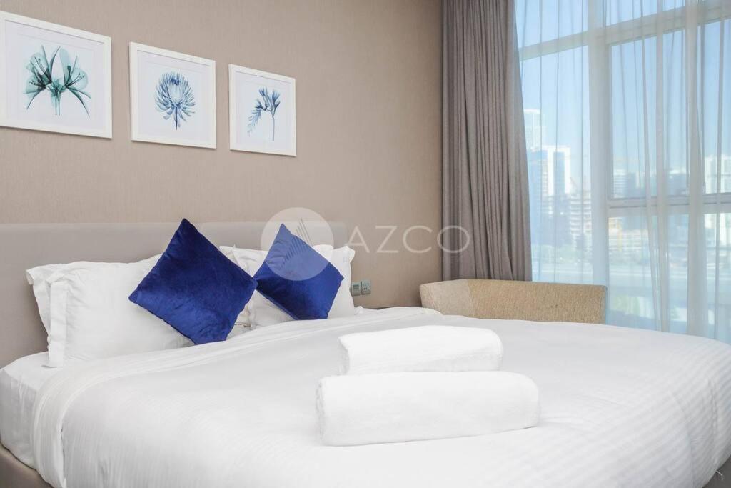 Apartment Deluxe One Br In Damac Maison Prive