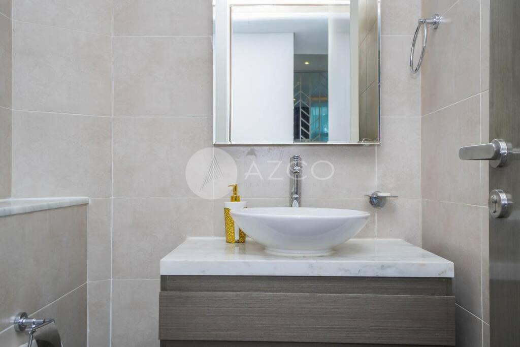 Apartment Deluxe One Br In Damac Maison Prive *