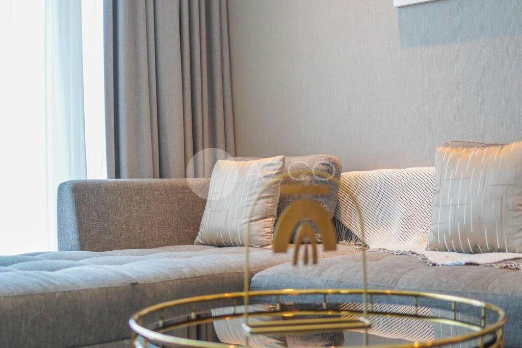 Apartment Deluxe One Br In Damac Maison Prive