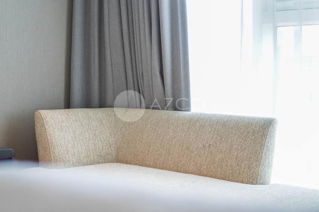 Apartment Deluxe One Br In Damac Maison Prive