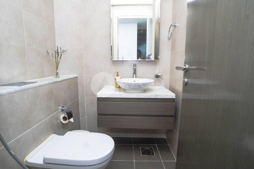 Deluxe One Br In Damac Maison Prive * Dubai