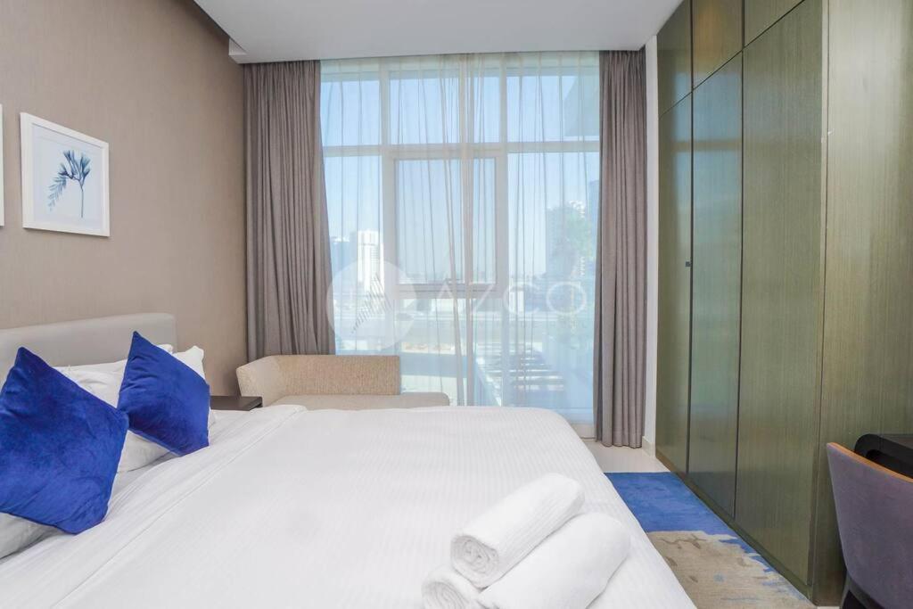 Deluxe One Br In Damac Maison Prive Dubai