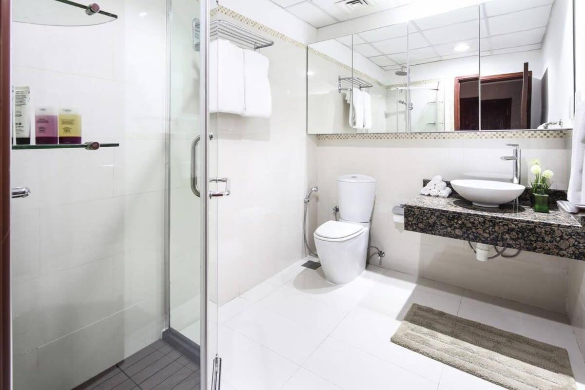 Frank Porter - Sadaf 6 Apartamento