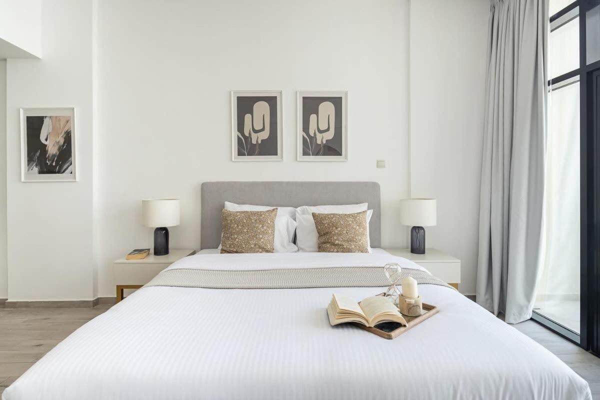 Frank Porter - Shamal Residences 2 Dubai