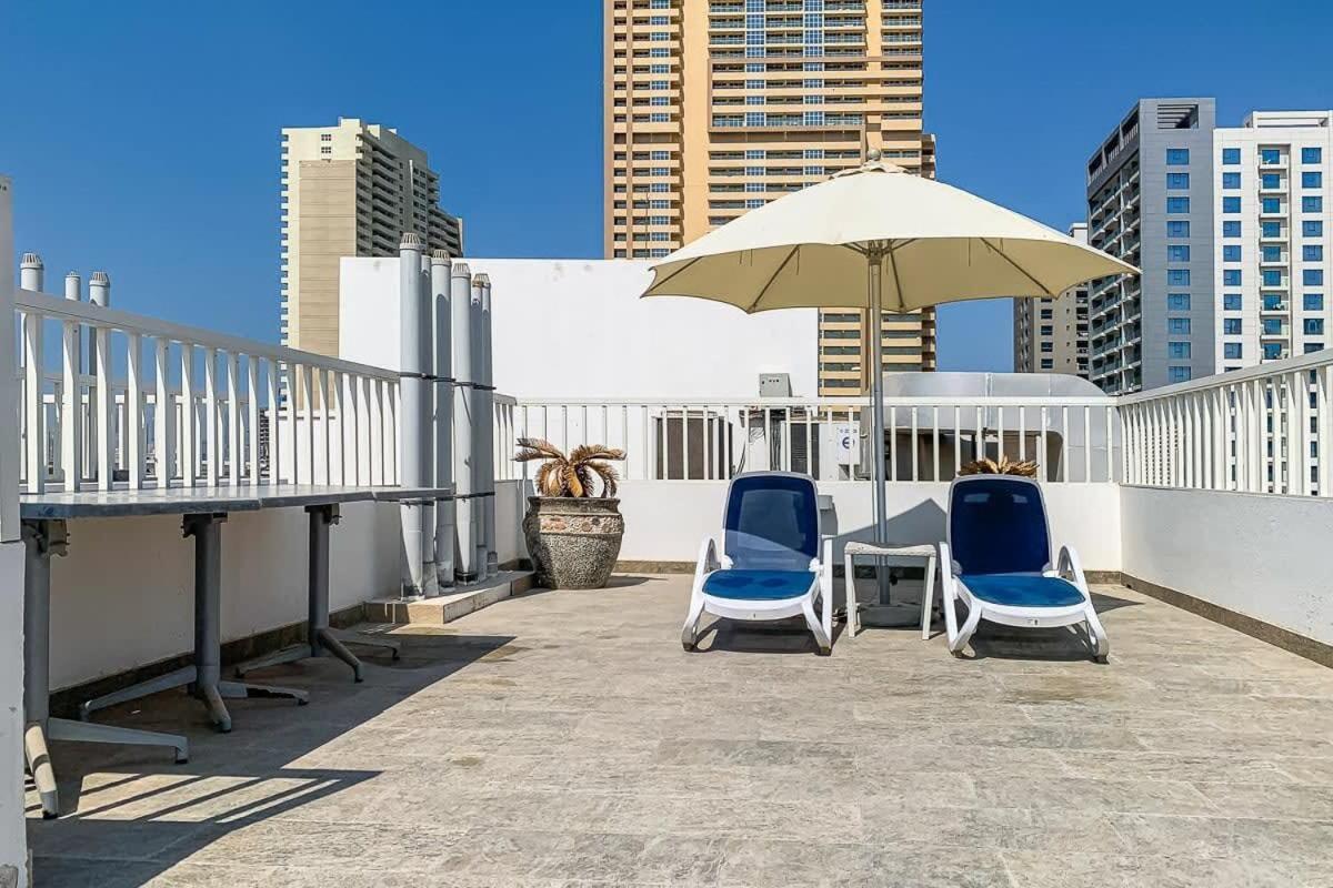 Frank Porter - Shamal Residences 2 Apartment Dubai