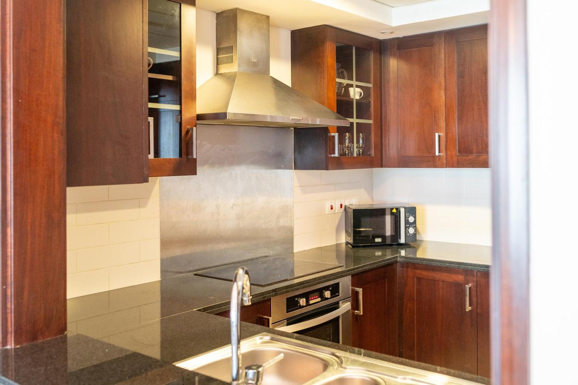 Apartment Bella Vista - 29 Boulevard Downtown - 2br - Partial Fountain View
