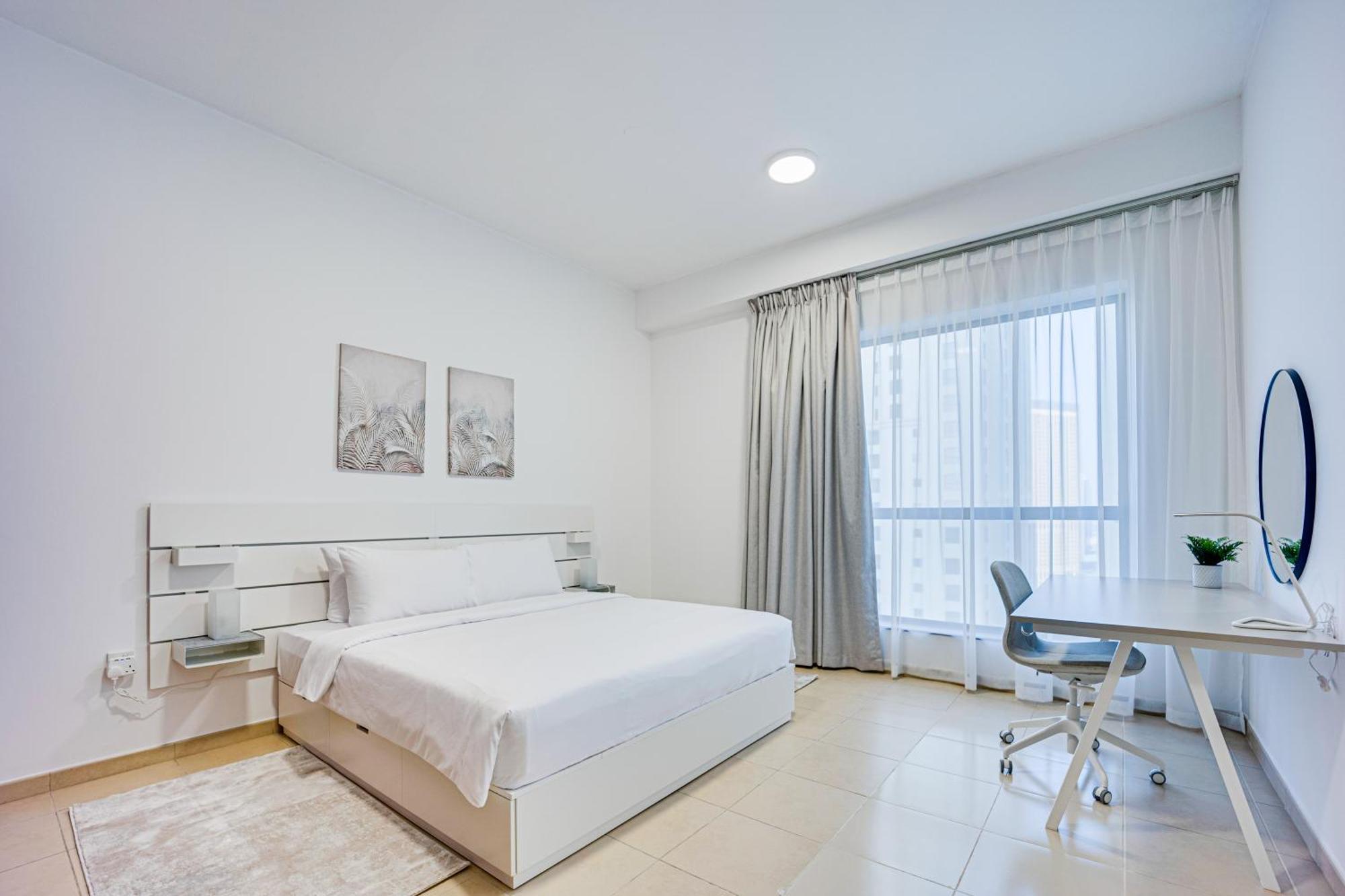 And Comfy In Jbr Apartamento Dubai