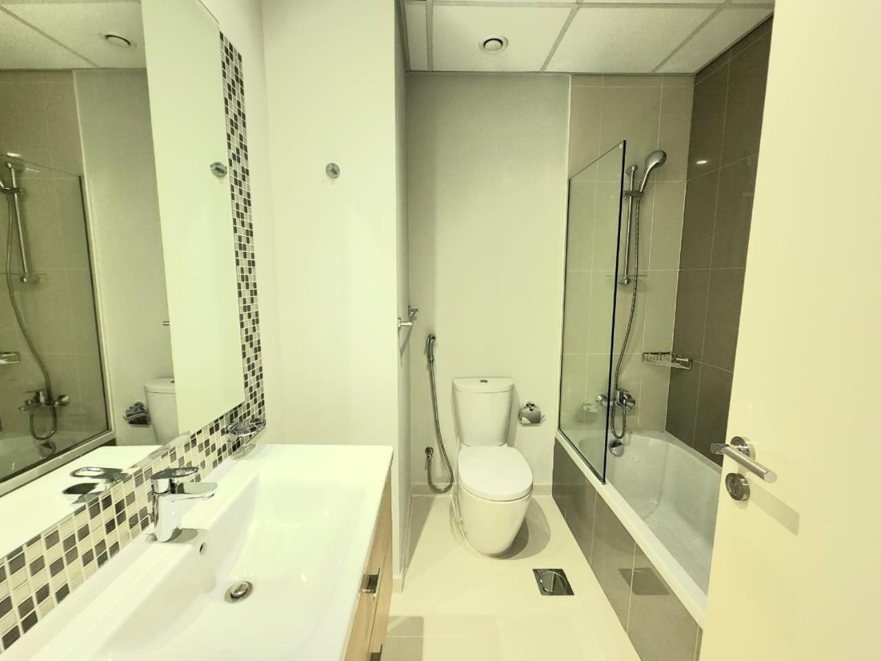 2bedroom Fully Furnished Luxurious Apartamento Dubai