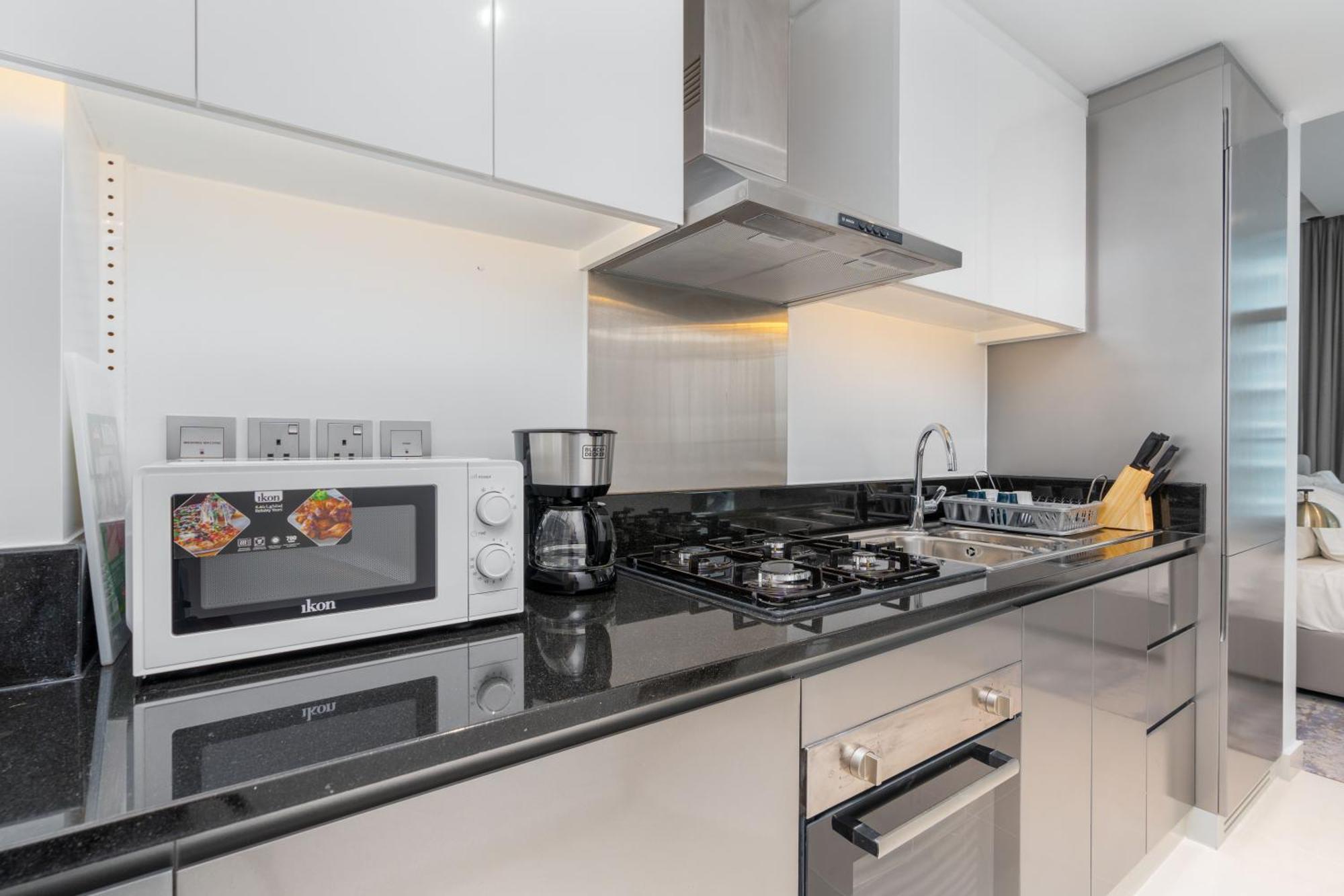 Daire Spacious Luxe Family With Canal & Burj Khalifa View