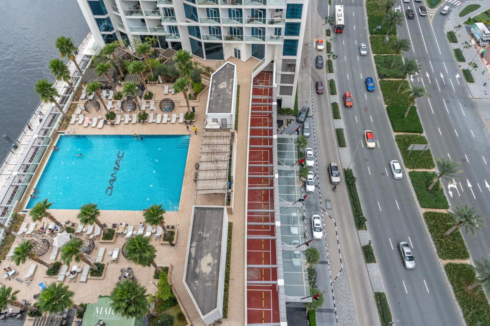Daire Spacious Luxe Family With Canal & Burj Khalifa View *