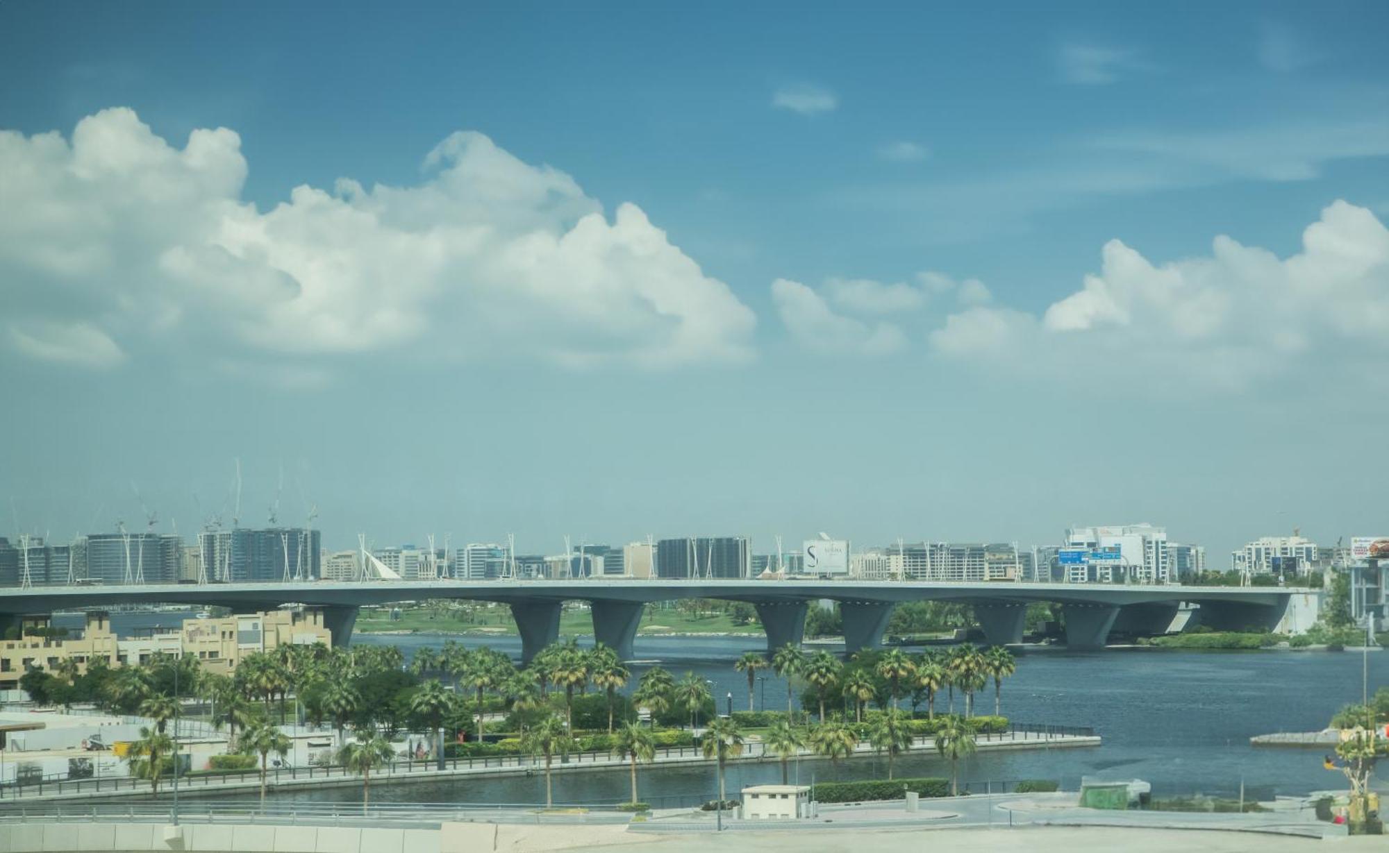 Grand Kingsgate Jaddaf Waterfront By Millennium Hotel