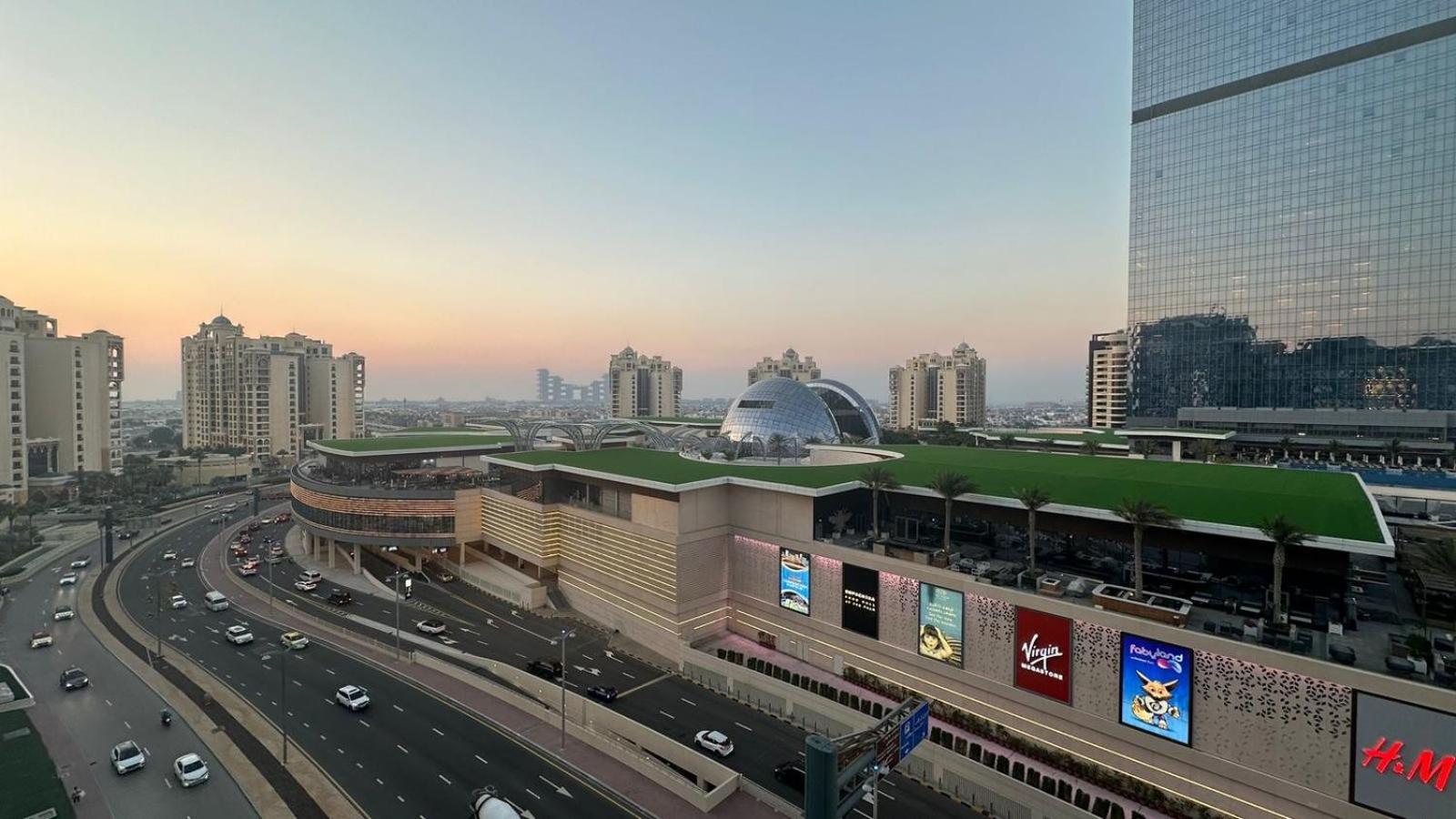 First Class In Seven Palm With Direct Access To The West Palm And Nakheel Mall Apartment Dubai