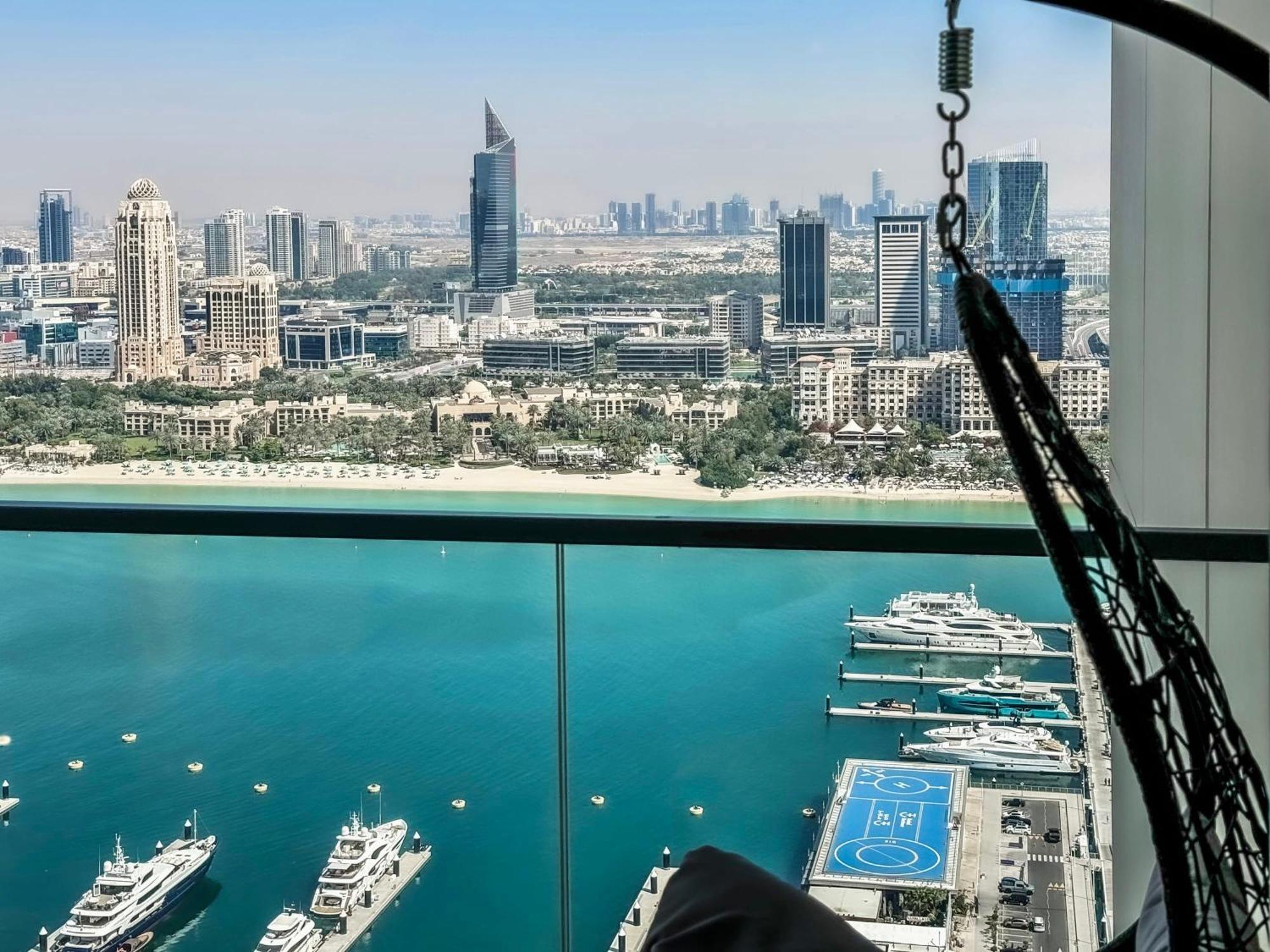 Panoramic Escape With Private Beach, 2br On High Floor Daire *