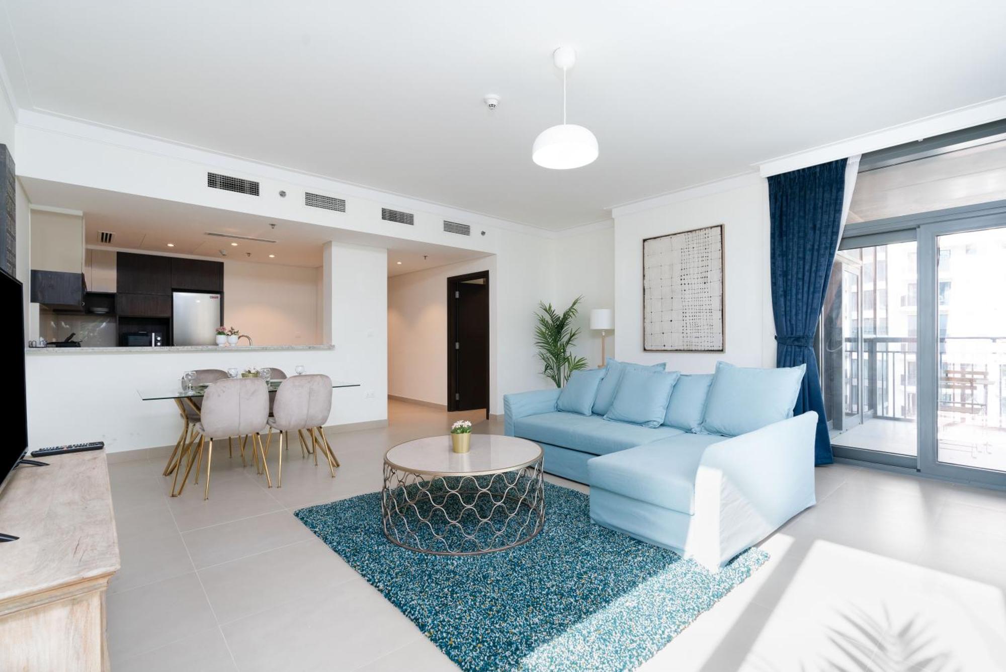 Lux Creek Harbour Blvd Views Dubai