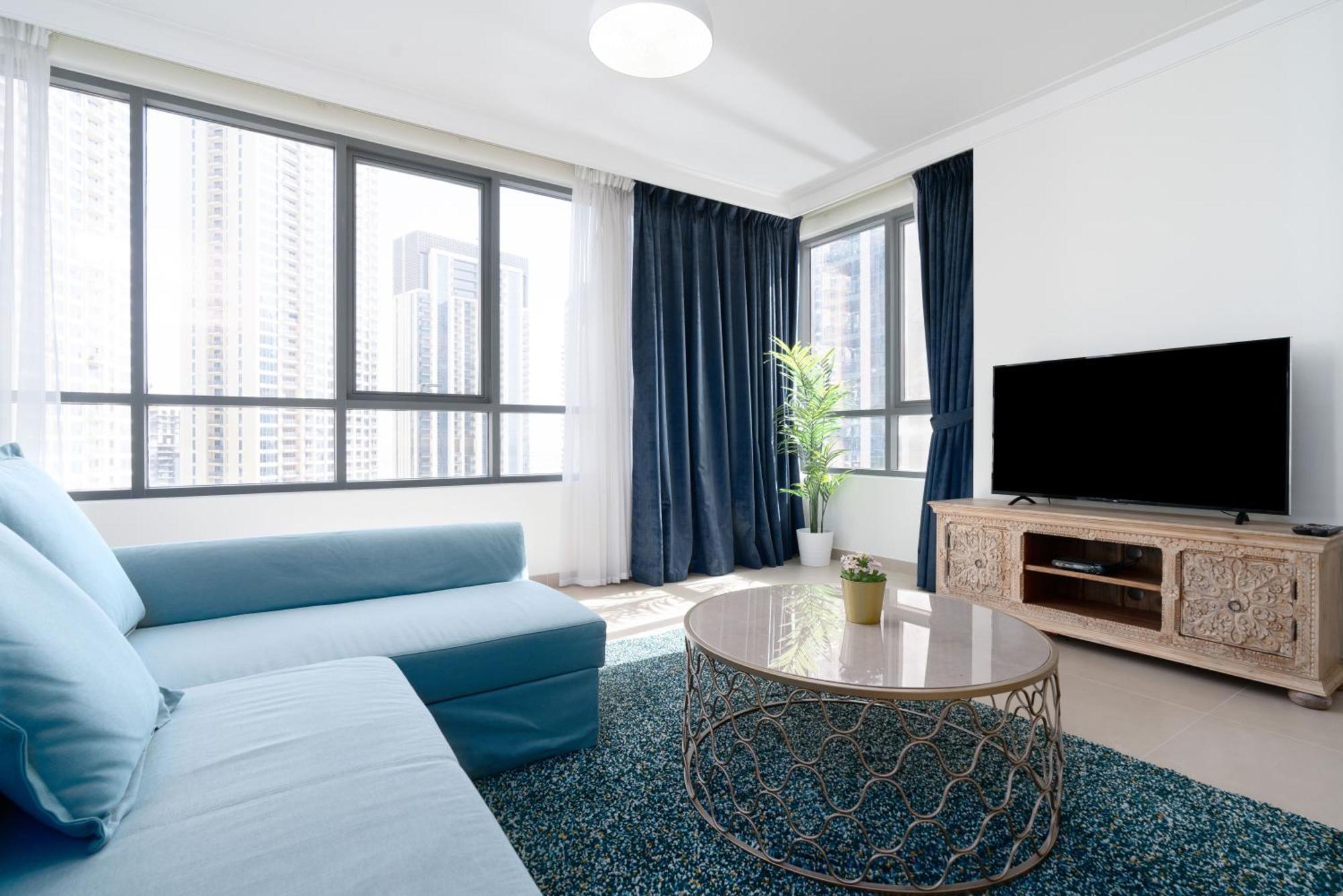 Lux Creek Harbour Blvd Views * Dubai
