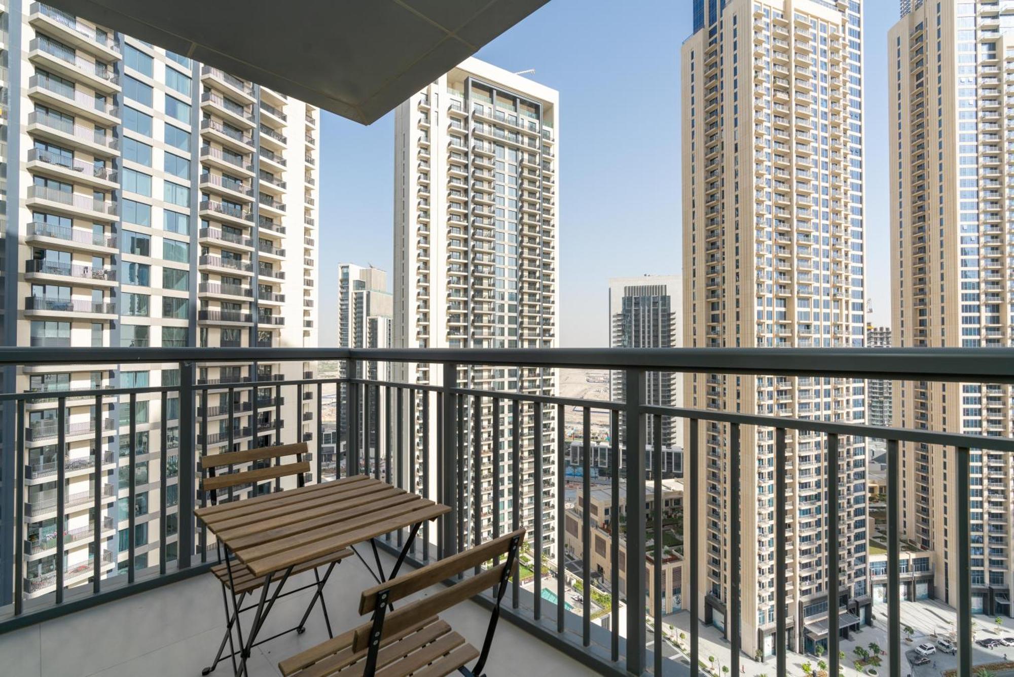 Lux Creek Harbour Blvd Views Apartment Dubai