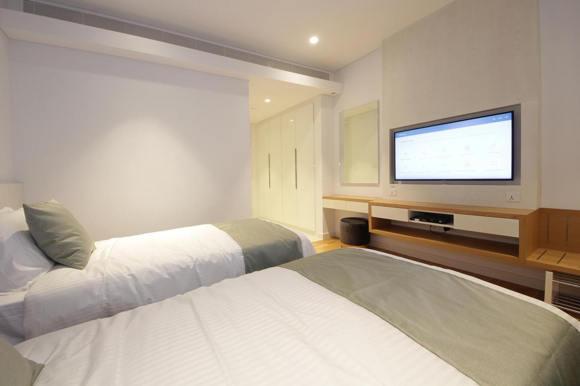 New Arabian Luxury 2 Bedroom In Blue Water * Dubai