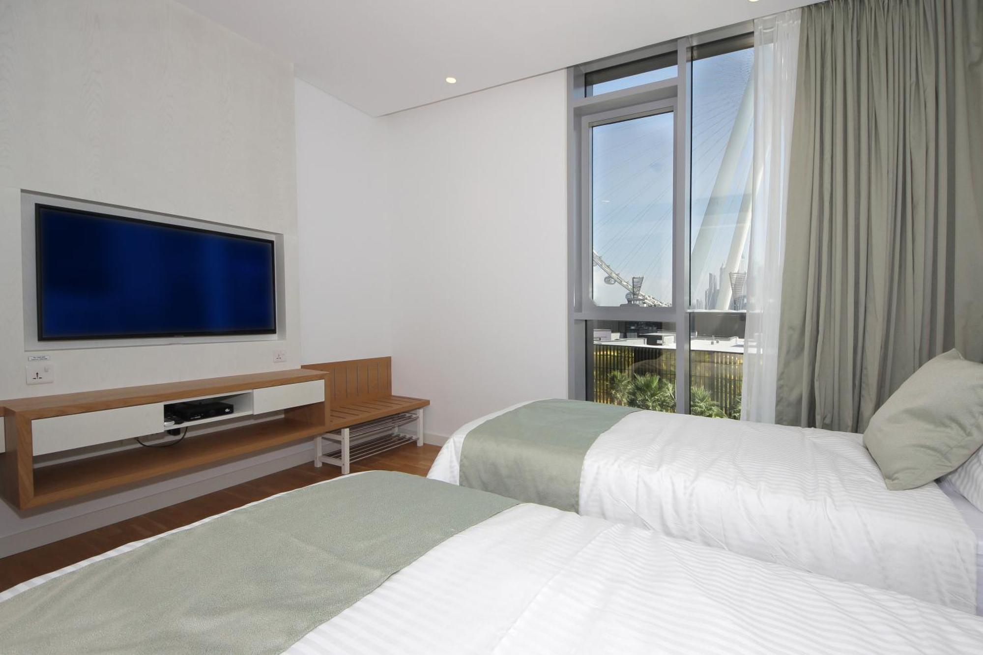 New Arabian Luxury 2 Bedroom In Blue Water Dubai