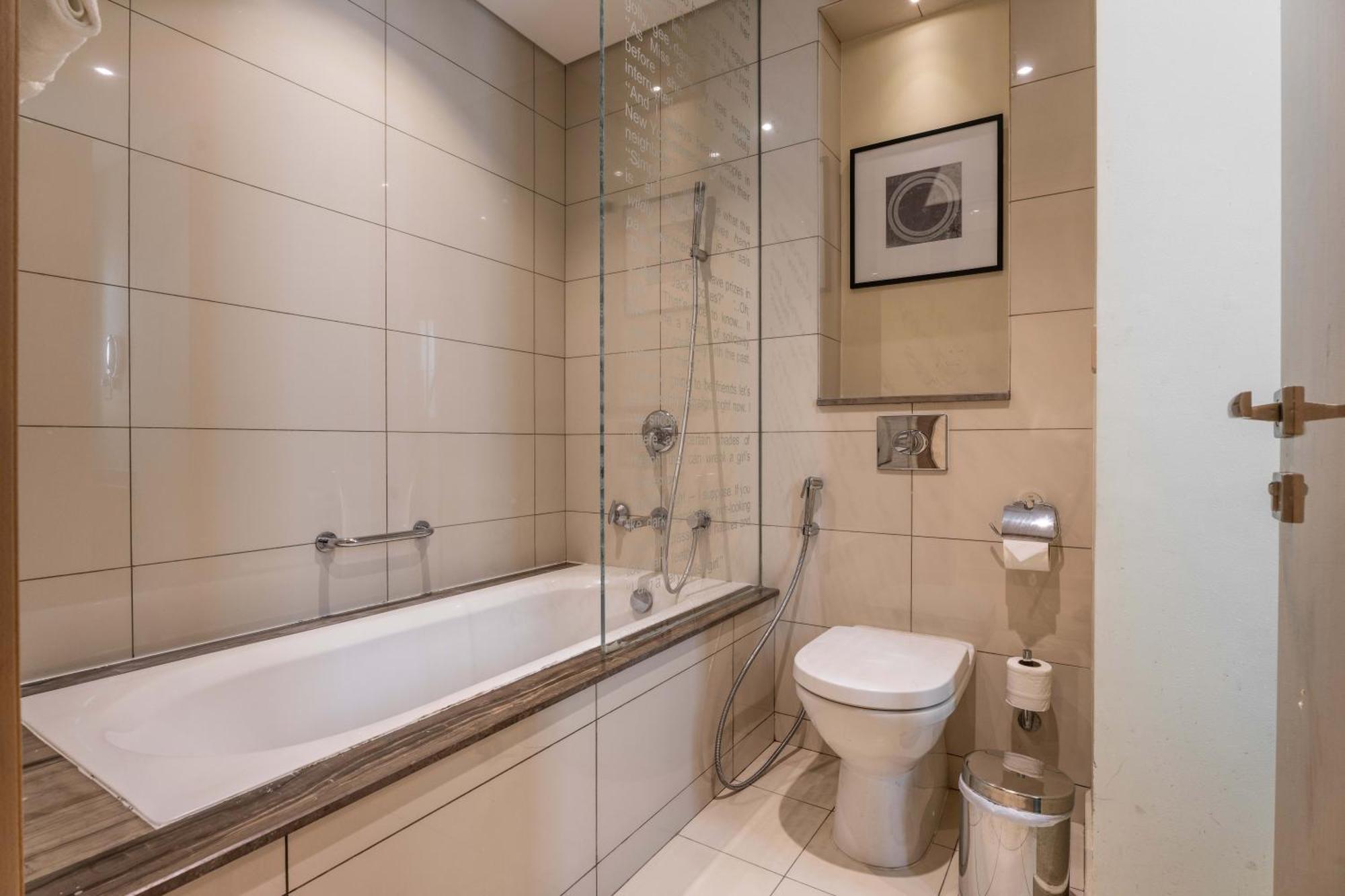 Aliving Supreme 2br Paramount Towers Business Bay With Burj Khalifa View 6202 Apartment *