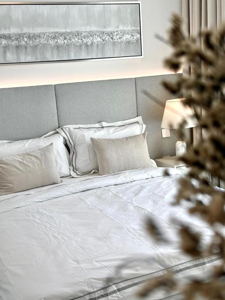 La Vie, Jbr- Sea View With Beach Access- Happy Holidays Lux Apartment