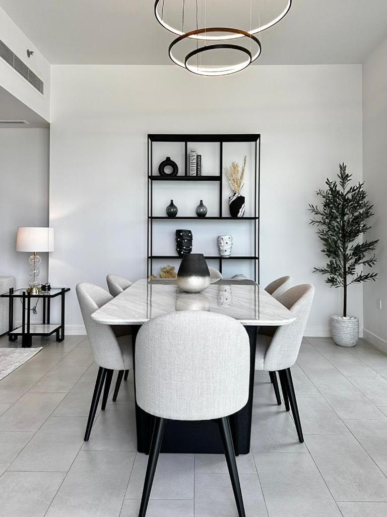 La Vie, Jbr- Sea View With Beach Access- Happy Holidays Lux Apartment *