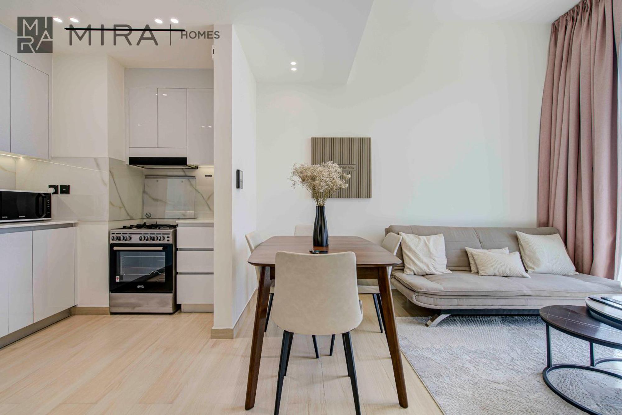 Mira Homes - Lovely Serviced With Pool Access Apartment *