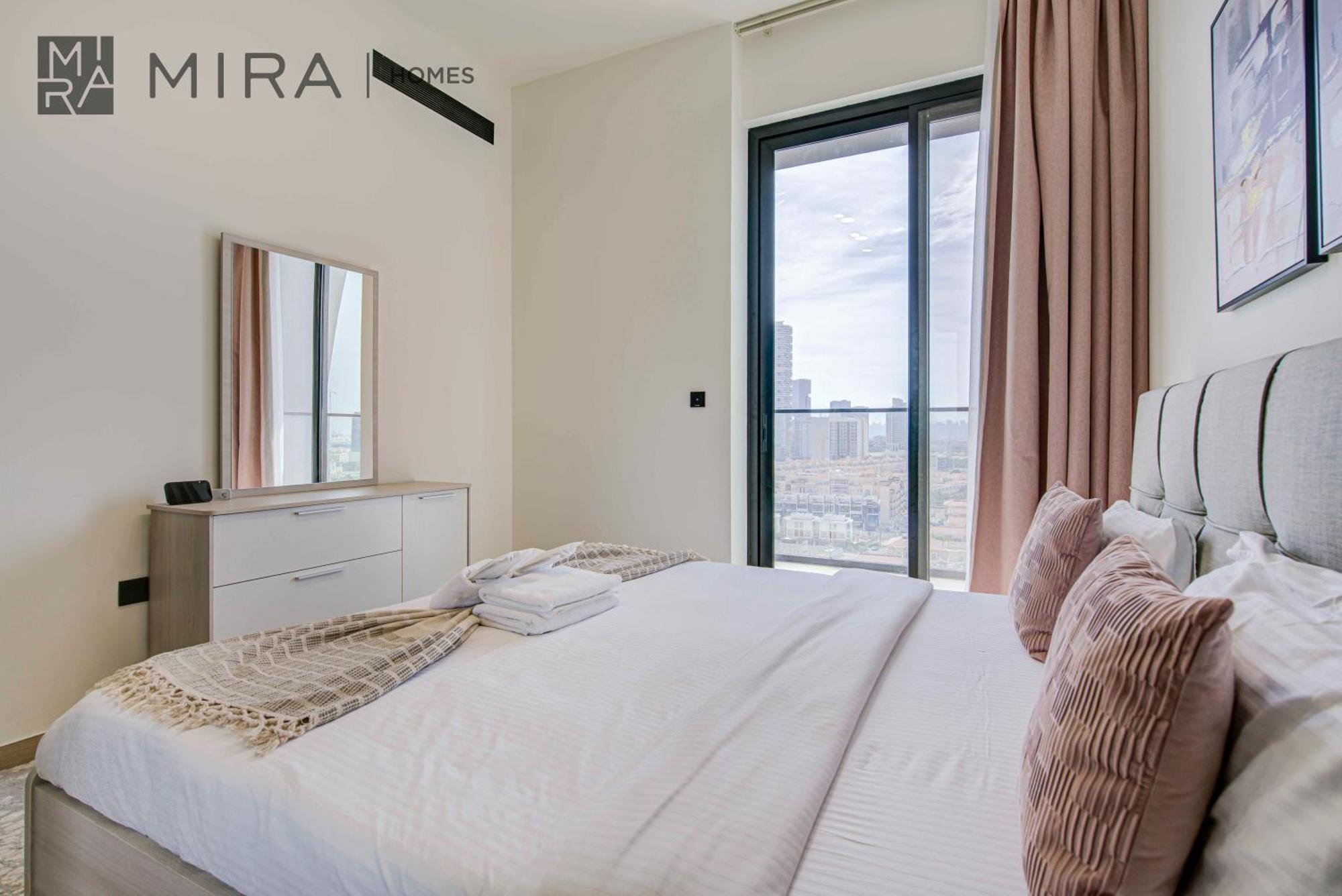 Apartment Mira Homes - Lovely Serviced With Pool Access *