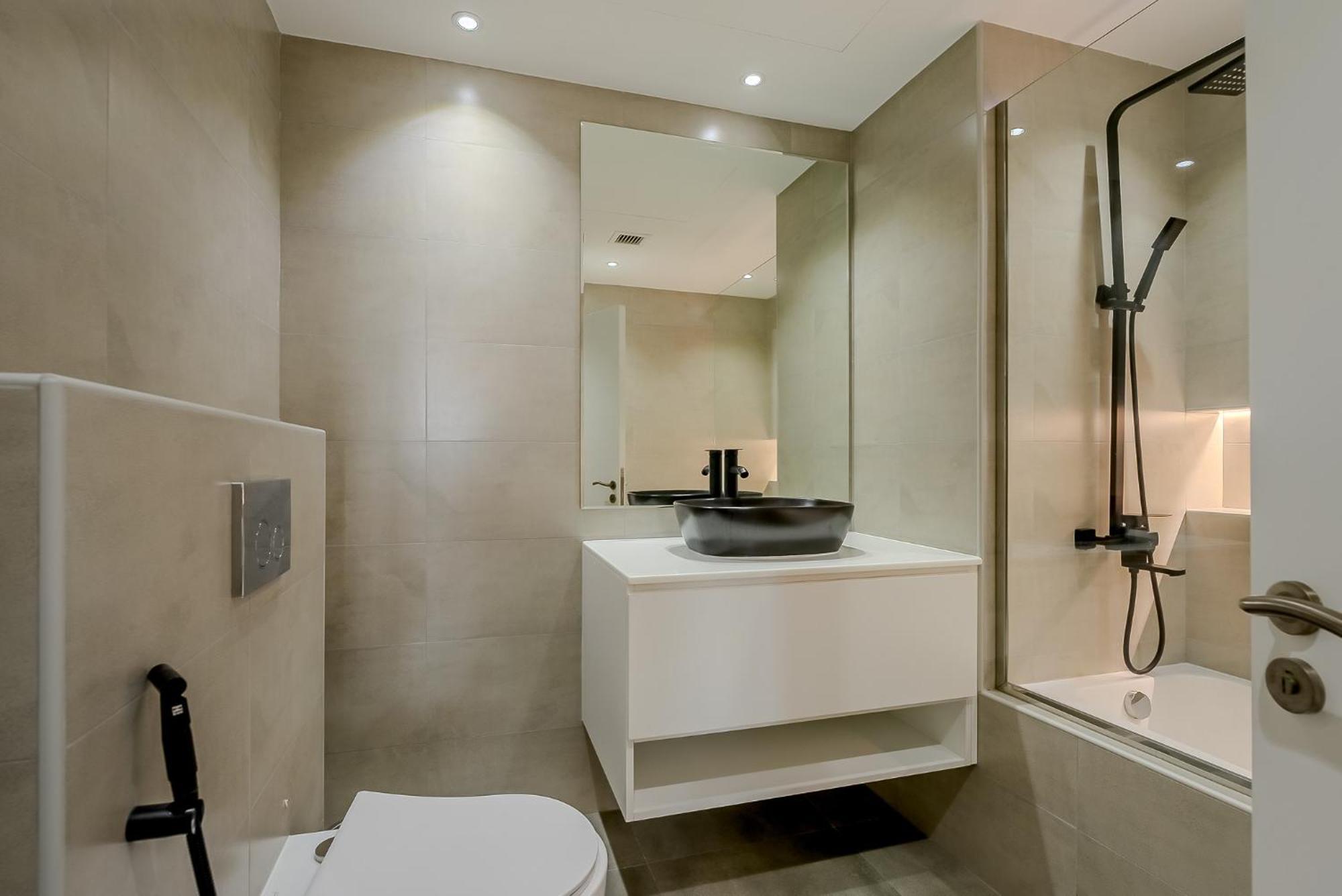 Al Hatimi, Shoreline Apartments, Palm Jumeirah, Dubai