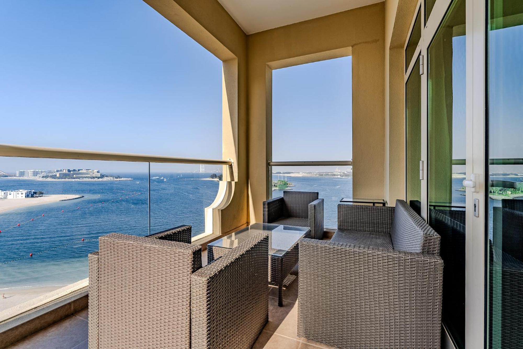 Al Hatimi, Shoreline Apartments, Palm Jumeirah,