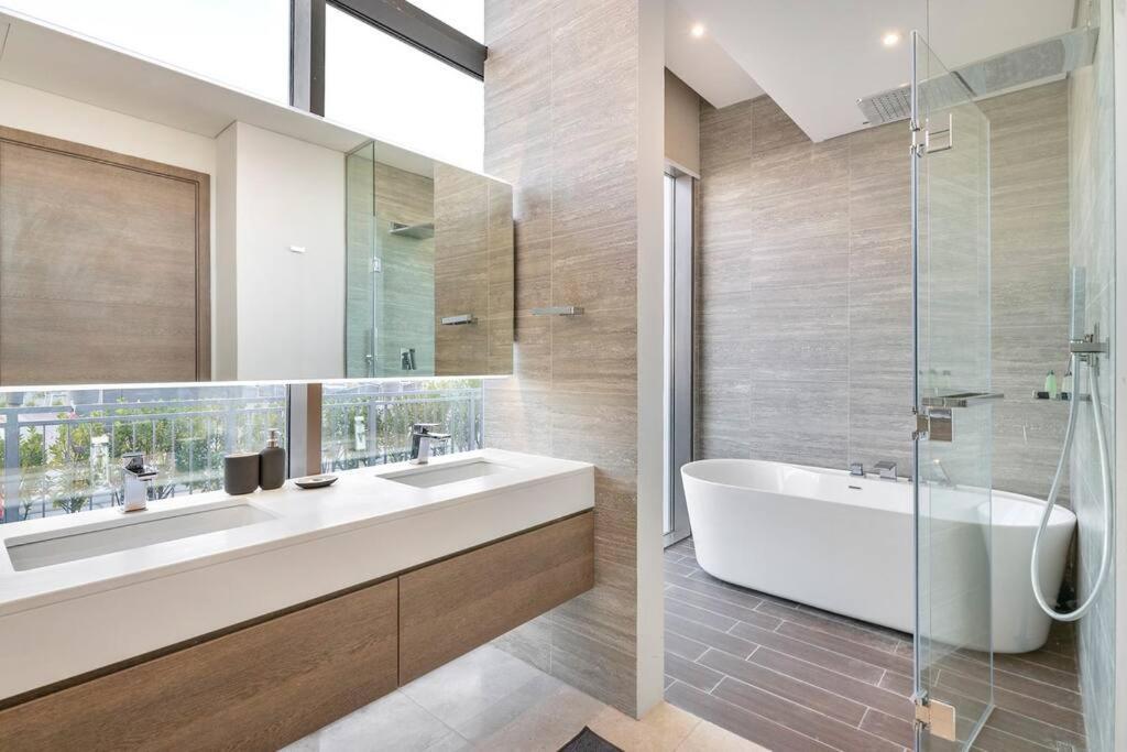 Stonetree - Anwa By Omniyat 2br - Luxury Dubai