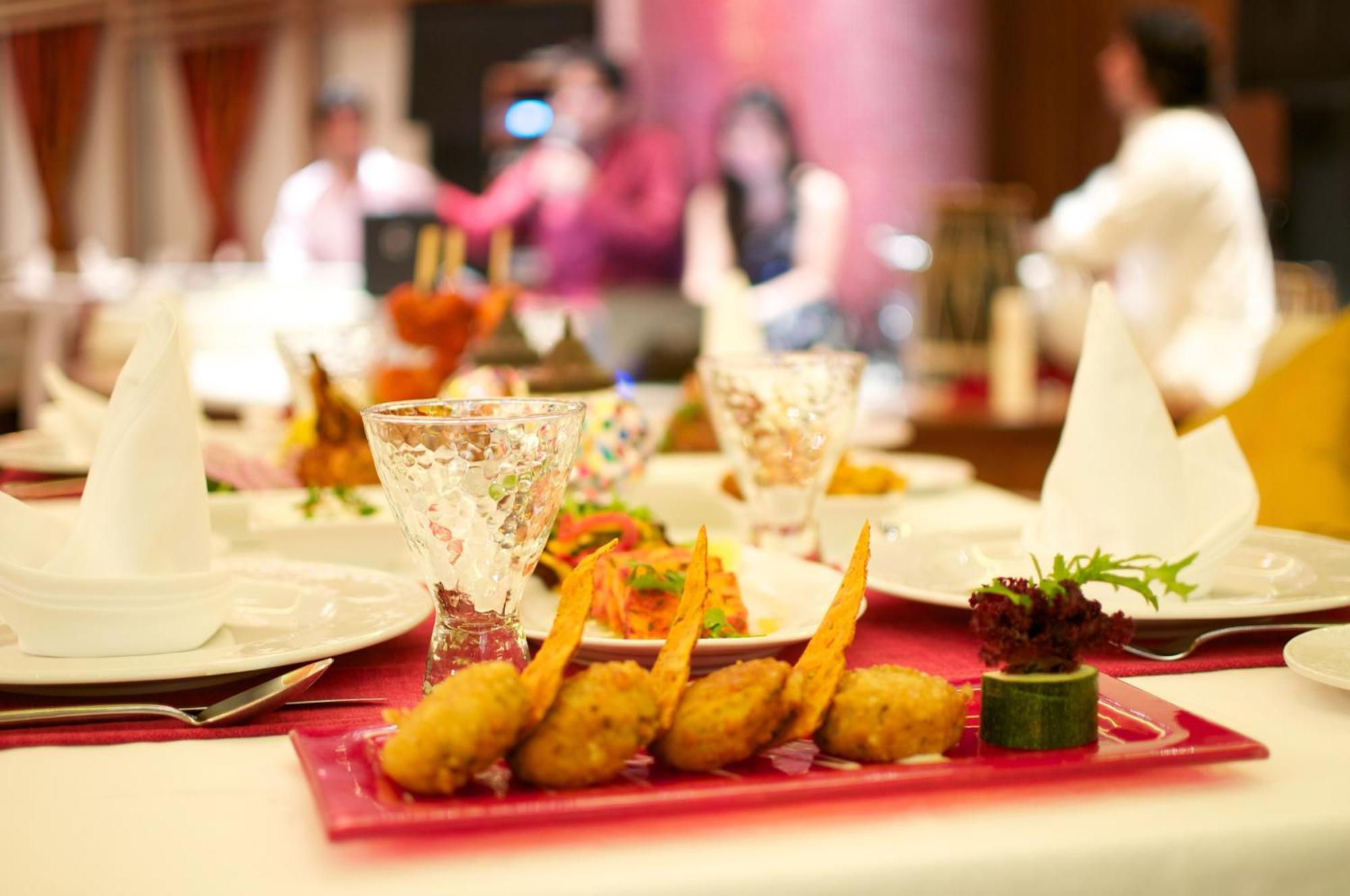 Montreal Barsha Hotel Dubai