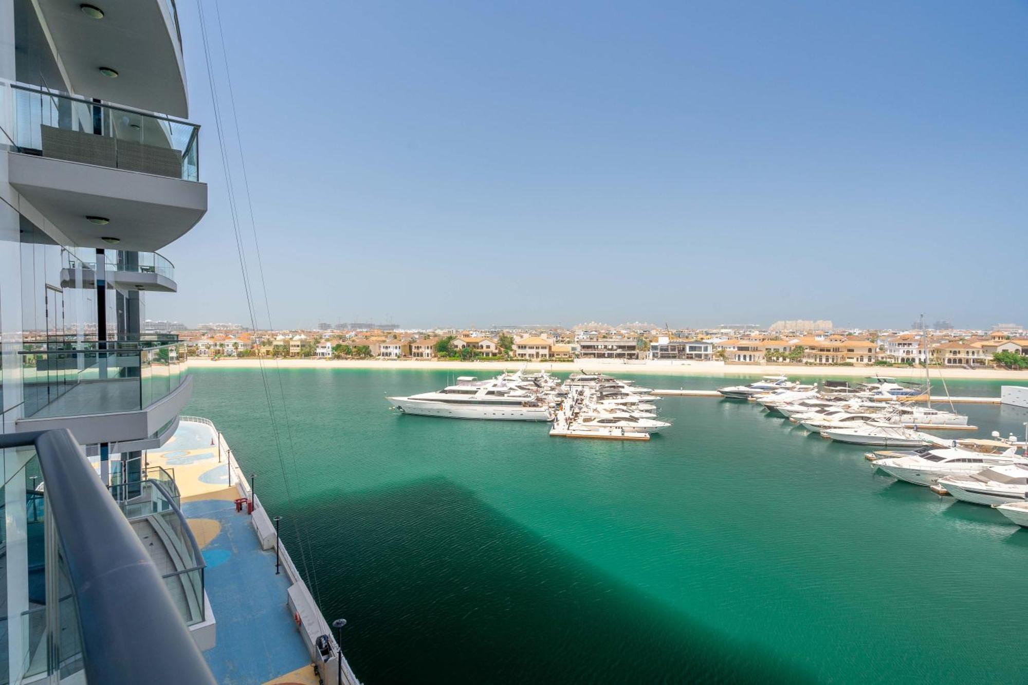 Oceana Luxury 4 Bedroom With Access And Sea Views By Exclusive Homes Apartment Dubai