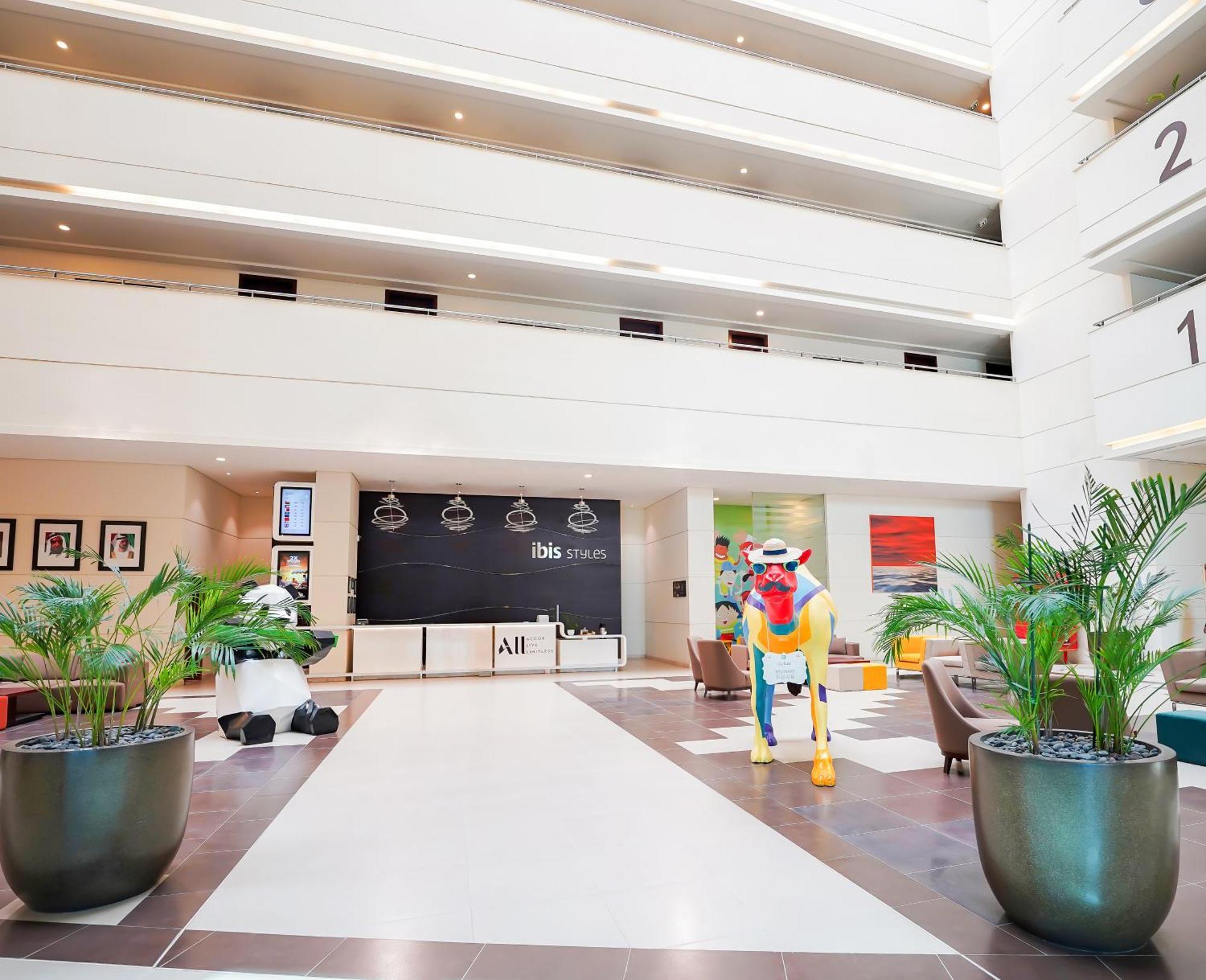 Hotel Ibis Styles Dragon Mart 3*
