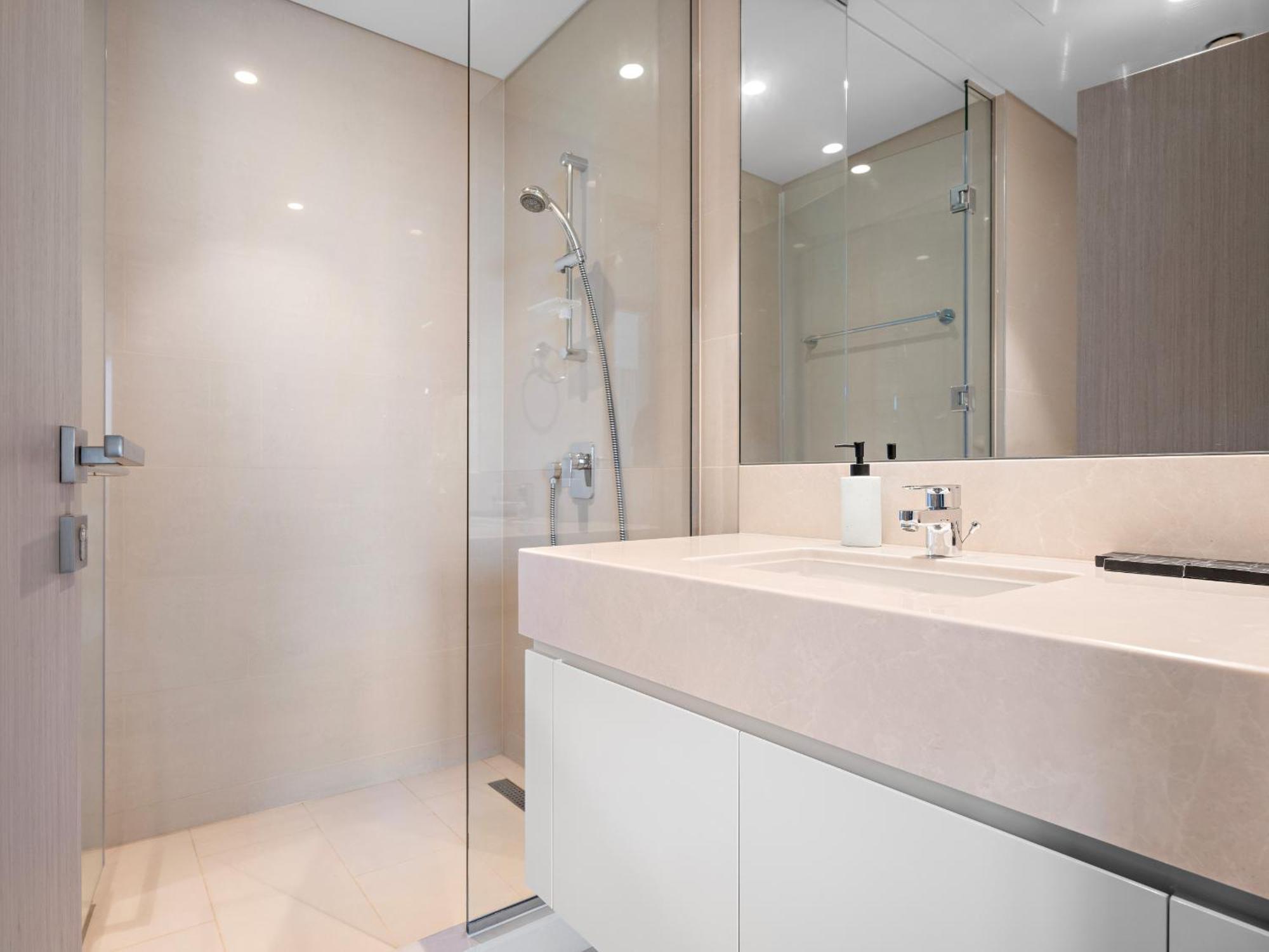 Vibrant 3bdr Plus 1 Guest In Downtown With Burj Khalifa View Apartment