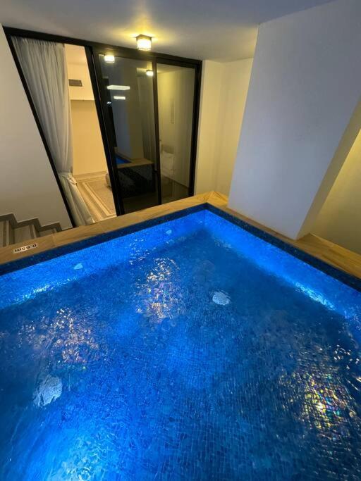 Daire Luxurious Private Pool