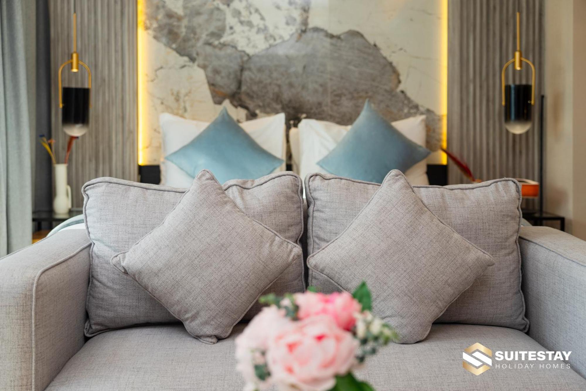 Ostay -address Mall - The Aparthotel Dubai