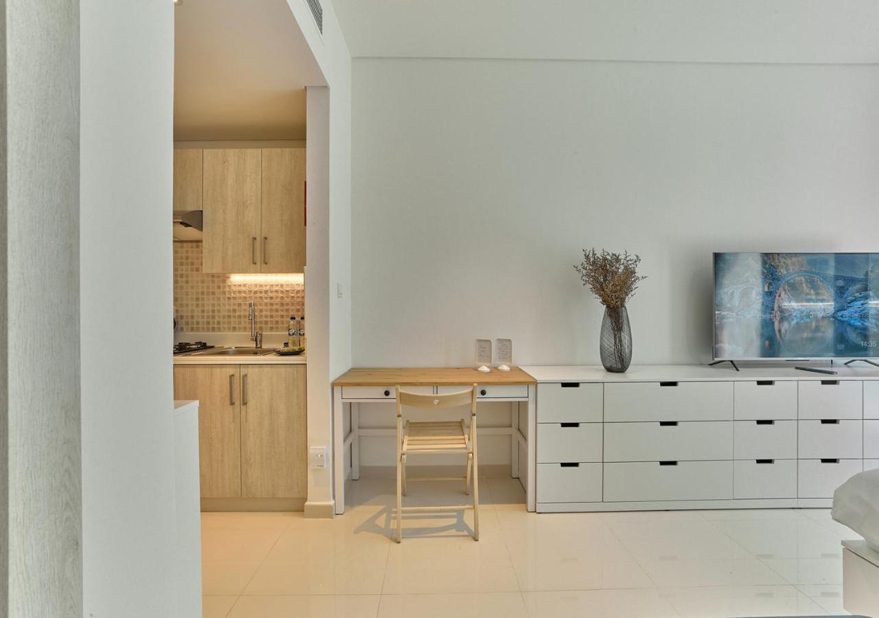 First Class In Seven Palm With Direct Access To The West Palm And Nakheel Mall Apartment Dubai